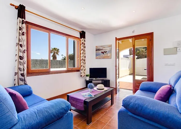 Villino By * Cala'N Blanes (Menorca)