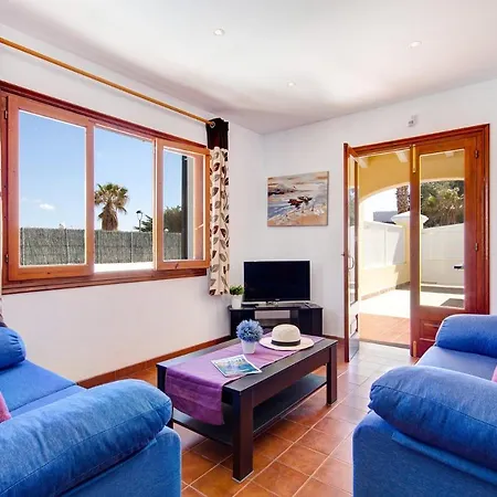 Villino By * Cala'N Blanes (Menorca)